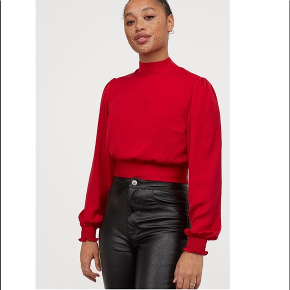 Red blouse *new* - Picture 4 of 6